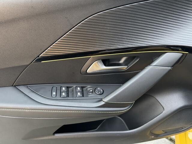 Peugeot e-208 EV GT-Line 350 50 kWh Climate Control Panorama dak Camera Navigatie Stoelverwarming