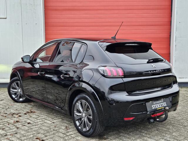Peugeot e-208 EV Active 50 kWh | Camera | Carplay