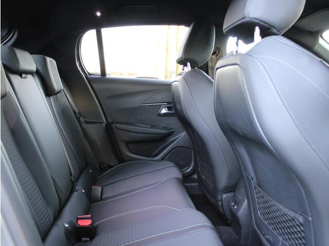 Peugeot e-208 EV GT 51 kWh | Apple Carplay / Camera / Climate