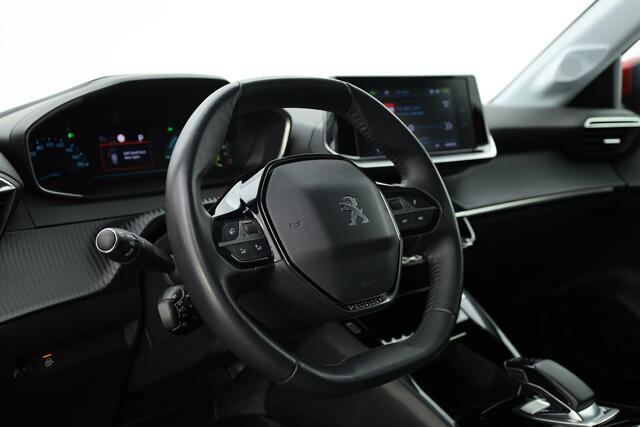 Peugeot e-208 EV Allure Pack 50 kWh | Stoelverw. | NAV+CarPlay | Camera+PDC | Cruise | DAB | ACC | LED | 16'' V