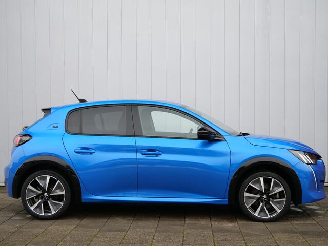 Peugeot e-208 EV GT Pack 50 kWh 136 Pk Automaat SOH 93,4% Navi / DAB / Apple Carplay / Camera