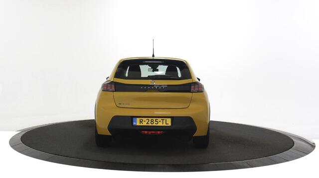 Peugeot e-208 EV Active 50 kWh SOH 100% / Clima / Lage km stand