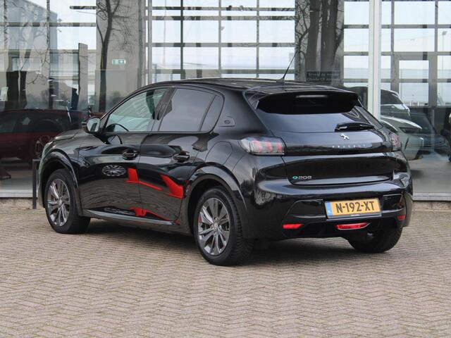 Peugeot e-208 EV Allure Pack 50 kWh | Camera / Navi / Climate