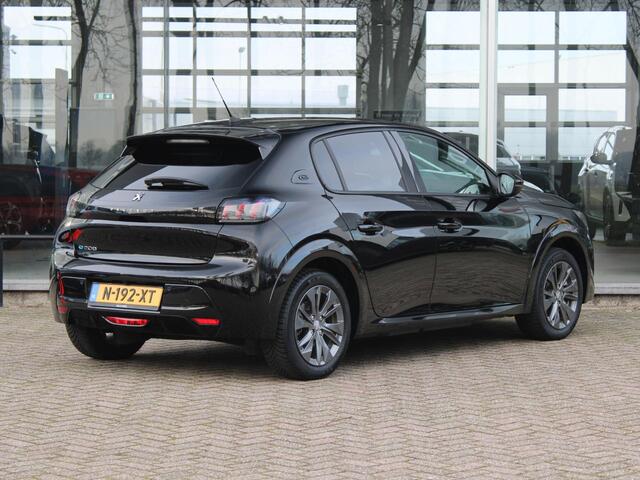 Peugeot e-208 EV Allure Pack 50 kWh | Camera / Navi / Climate