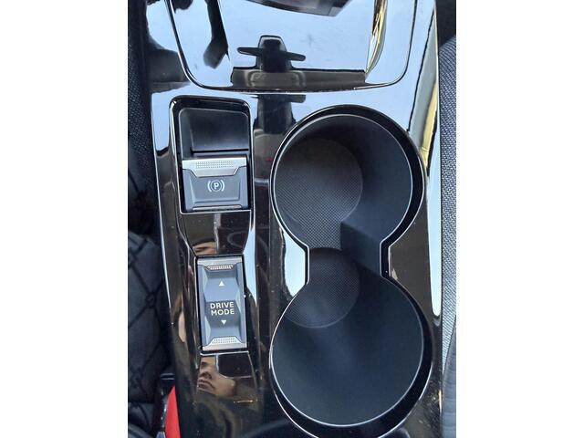 Peugeot e-208 EV Active 50 kWh SOH 91% | MULTIMEDIA| NAVIGATIE | AIRCO/ECC | APPLE CARPL./ANDROID AUTO | CRUISECONTROL | CAMERA | SPORT STOELEN | PARKEERSENSOREN |