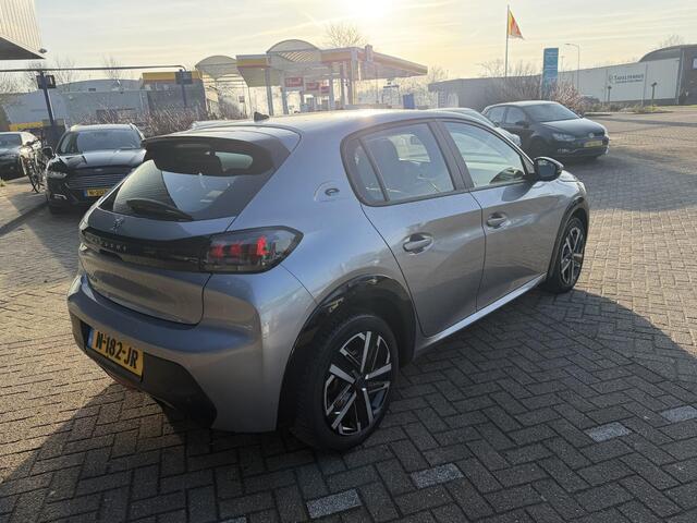 Peugeot e-208 EV Active 50 kWh SOH 91% | MULTIMEDIA| NAVIGATIE | AIRCO/ECC | APPLE CARPL./ANDROID AUTO | CRUISECONTROL | CAMERA | SPORT STOELEN | PARKEERSENSOREN |