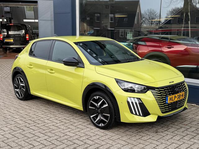 Peugeot e-208 EV GT 51 kWh 156 PK | Automaat | 1e Eigenaar | Alcantara Stoelen met Verwarming en Massage | Navigatie | Adaptieve Cruise Control | 360 Graden Camera | Full LED Verlichting | 400 Km WLTP Range | 17" Lichtmetalen Velgen | Parkeersensoren V+A |