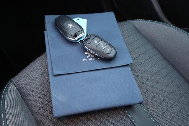 Peugeot e-208 EV Allure Pack 50 kWh Apple Carplay, Cruise control, Camera, Climate control, Lichtmetalen wielen