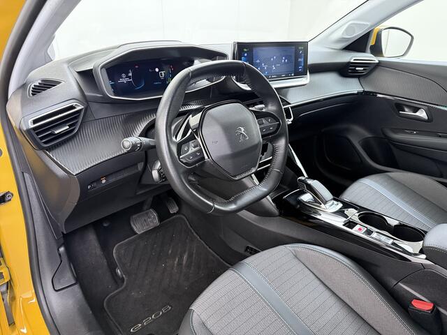Peugeot e-208 EV Allure Première 50kWh SOH 89% Navi Ecc Stoelverwarming 360°Camera Apple Carplay Android Auto Cruise Control Pdc Led Lmv 16" Privacy Glas DAB+ Keyless Rijstrooksensor 1e Eigenaar Origineel Nederlandse Auto Dealeronderhouden