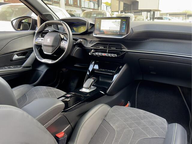 Peugeot e-208 EV GT 93,3 % SOH PACK 50 kWh AUTOM 29D.KM!! PANODAK LEDER NAVI CAMERA LED LMV PDC