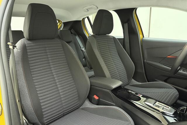 Peugeot e-208 EV Active 50 kWh 100% Elektrisch | 3-Fasen | Airco | Cruise Control | Mirror Screen | Android Auto | Apple Carplay | 1e eigenaar