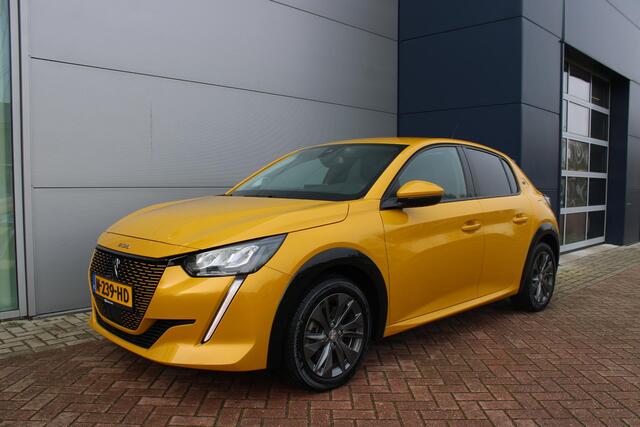 Peugeot e-208 EV Allure Pack 50 kWh Airco Adapt.Cruise Navi Camera Carplay Dealer onderhouden