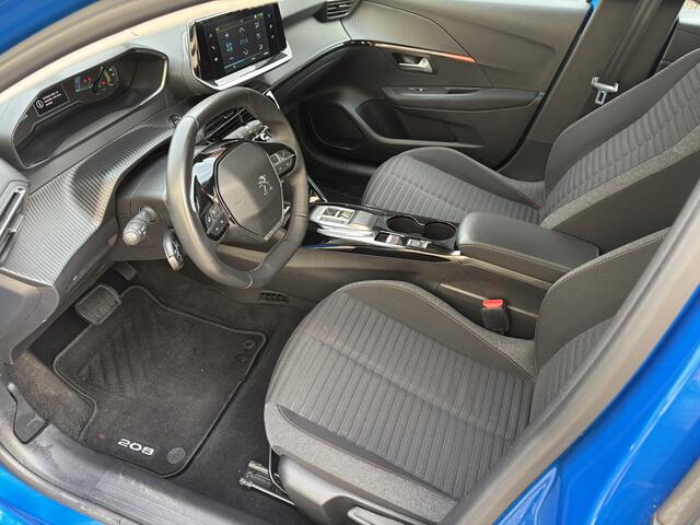 Peugeot e-208 EV Active Pack 50 kWh / AUTOMAAT / 88dkm! NAP!