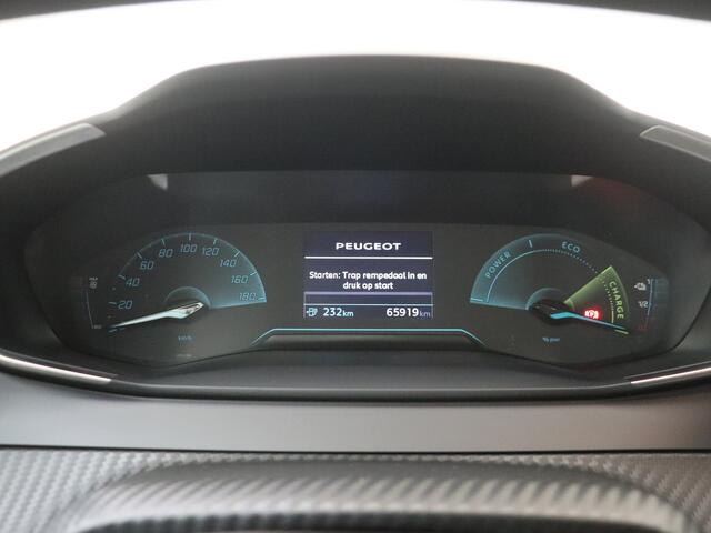 Peugeot e-208 EV Active Pack 50 kWh 3-FASE | Navigatie | Climate Control | Carplay | Parkeerhulp |