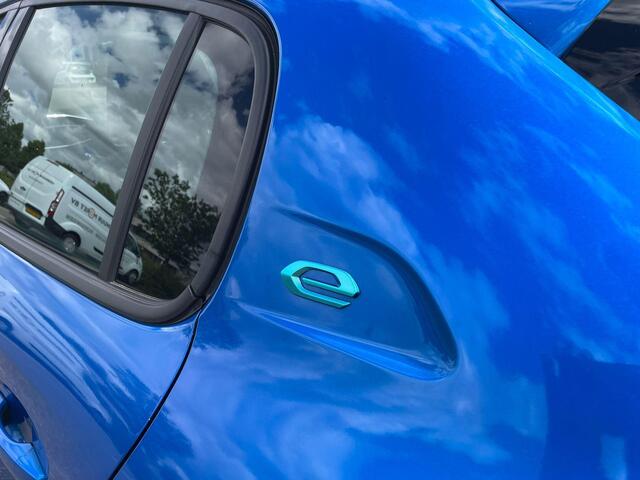 Peugeot e-208 EV Active 50 kWh Automaat| de enige Peugeot die geen olie verbruikt!