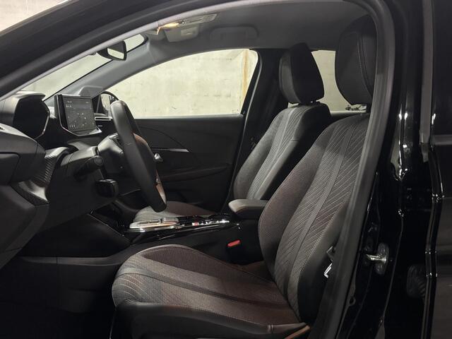 Peugeot e-208 Allure Avantage EV 51kWh 156pk AUTOMAAT | WARMTEPOMP | CAMERA | ADAPTIEVE CRUISE CONTROL | DODEHOEKBEW. |