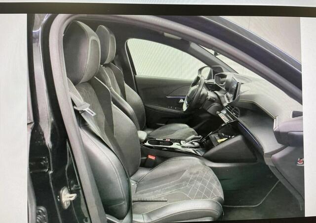 Peugeot e-208 EV GT Pack 50 kWh PANODAK / STOELVERW. / CAMERA / GROOT.NAVI