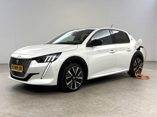 Peugeot e-208 EV GT 50 kWh | Snelladen | SOH 93% | Pano | Sfeer | Virtual | Clima | Adap. Cruise | Camera | Carplay