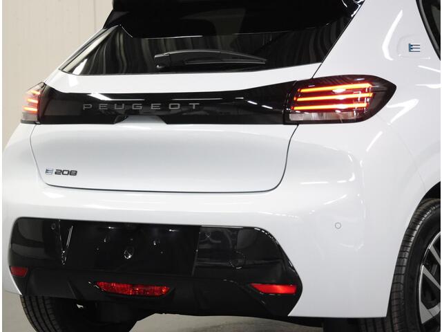 Peugeot e-208 EV Business 51 kWh 156PK | Camera | 3 FASE | CruiseControl | AppleCarPlay/AndroidAuto | ClimateControl | Keyless Start | LED |