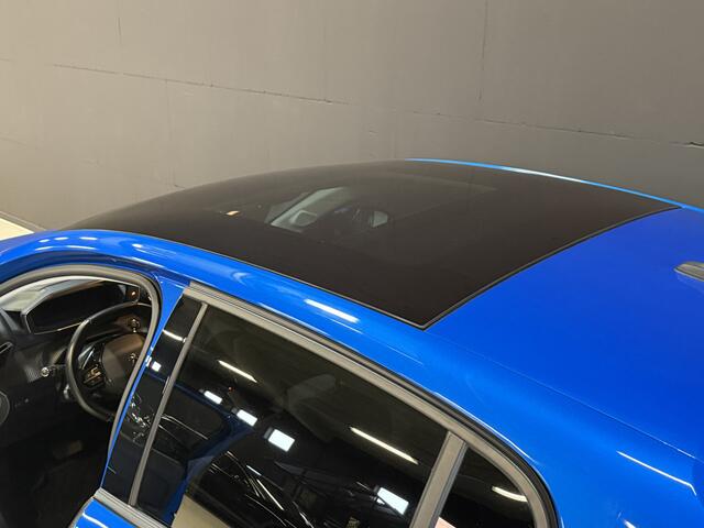 Peugeot e-208 EV Allure 50 kWh | Panoramadak | Camera | Apple Carplay | Draadloze lader