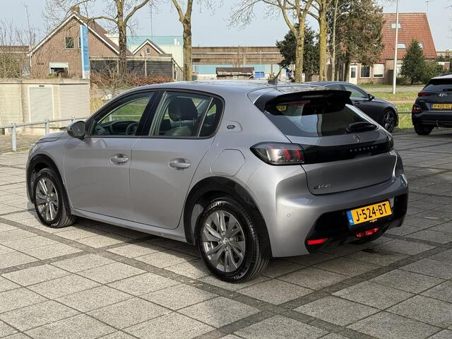 Peugeot e-208 Aut. EV Allure Pack | SoH 87% | Navi | Camera | Stoel Verarming |
