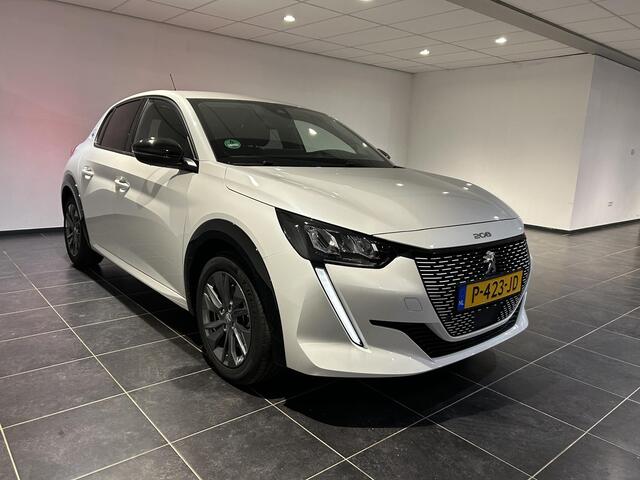 Peugeot e-208 EV Allure Pack 50 kWh | SOH 92,7% | 3-fase | Navigatie | 3D Cockpit | Adaptieve cruise control | Stoelverwarming |