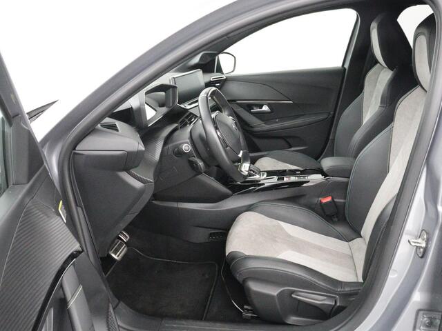 Peugeot e-208 EV GT 350 50 kWh | 27.200km NAP | SOH 93% | Stoelverwarming | Leder/Alcantara | Camera | Adaptive cruise | Carplay | Full LED | Navigatie | Climate control