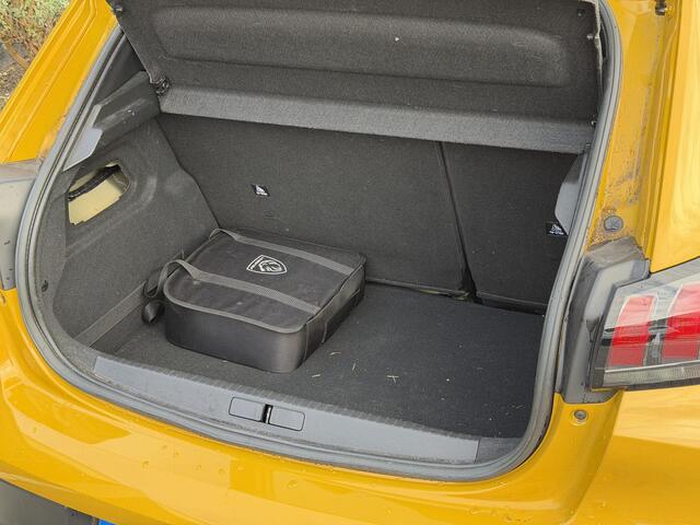 Peugeot e-208 EV Active 50 kWh 136PK Automaat Apple Carplay, Android Auto, DAB, Dimlichten Automatisch, Regensensor