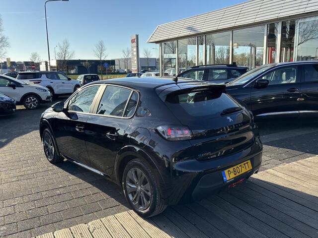Peugeot e-208 EV Active Pack 50 kWh | Apple carplay/Android auto | Navigatie | Cruise control | Automatic climate control |