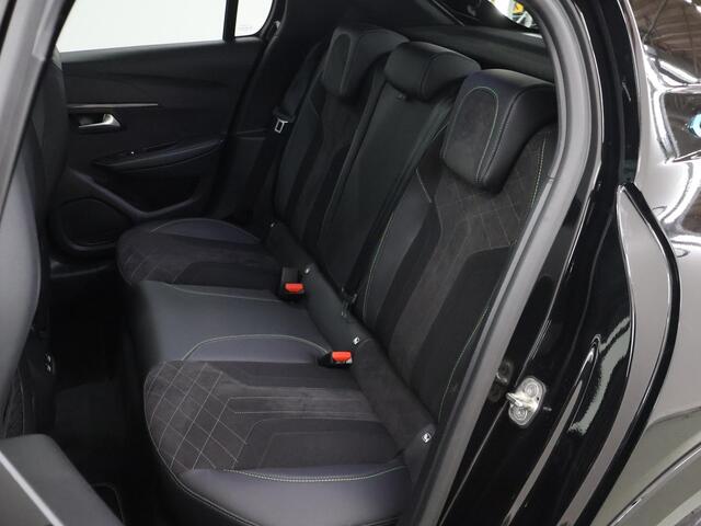 Peugeot e-208 EV GT Pack 50 kWh | 3-Fase | Apple CarPlay/Android Auto | Warmtepomp | Full-LED | Adaptieve Cruise Control | Panoramadak | Camera |