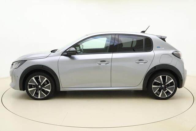 Peugeot e-208 EV GT Pack 50 kWh SOH 93.1% | 3-Fase | Panorama Dak | Stoelverwarming | Keyless Entry & Start | Camera | Navigatie