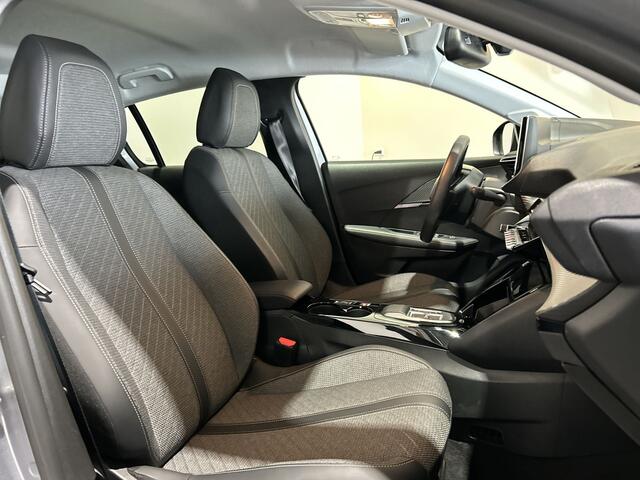 Peugeot e-208 EV Allure 50 kWh Warmtepomp | navigatie | achteruitrijcamera | SOH 99,9%