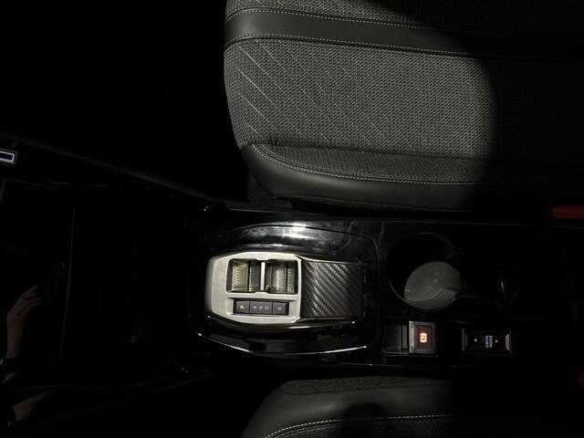 Peugeot e-208 EV Allure 50 kWh Warmtepomp | navigatie | achteruitrijcamera | SOH 99,9%