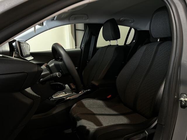 Peugeot e-208 EV Allure 50 kWh Warmtepomp | 3-fase lader | Apple carplay | SOH 99,9%