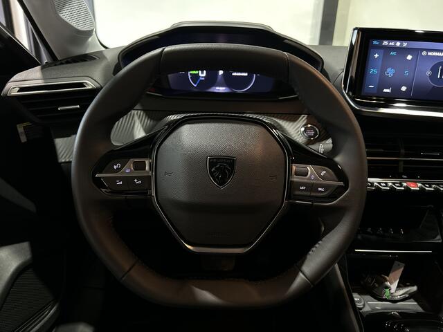 Peugeot e-208 EV Allure 50 kWh Warmtepomp | 3-fase lader | Apple carplay | SOH 99,9%