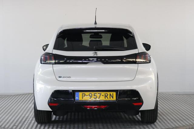 Peugeot e-208 EV Allure Pack 50 kWh SOH 91% | Clima | Bluetooth | Cruise | Lichtmetaal | Camera.