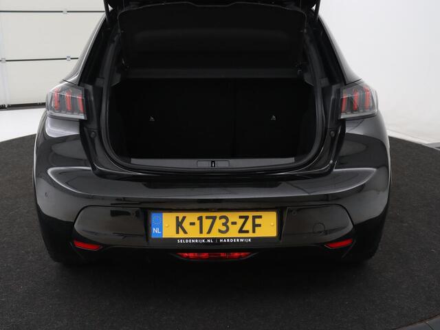 Peugeot e-208 EV GT 350 50 kWh | SOH 89,8% | Half leder | Camera | Carplay | Navigatie | Side Assist | Sportstoelen | Full LED | Parkeerhulp | DAB | Climate control | Bluetooth | Cruise control