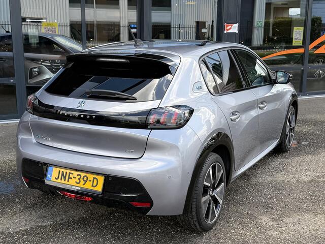 Peugeot e-208 EV GT Pack 50 kWh Full Electric 3 Fase Automaat Panodak Leder Alcantara LED 17 Inch 360 Camera ACC Stuurhulp