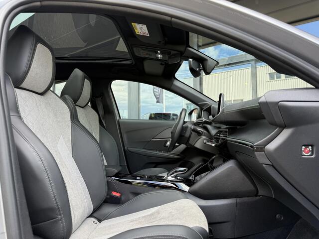 Peugeot e-208 EV GT Pack 50 kWh Full Electric 3 Fase Automaat Panodak Leder Alcantara LED 17 Inch 360 Camera ACC Stuurhulp
