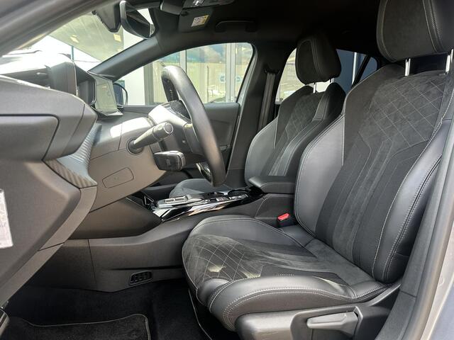Peugeot e-208 EV GT Pack 50 kWh | Adaptive Cruise Control | Climate Control | Apple Carplay/Android Auto | Navigatie | Full LED | Alcantara | Parkeercamera/-sensoren | Keyless Entry/Start | Sfeerverlichting | DAB |