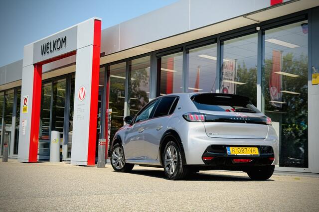 Peugeot e-208 EV Allure Pack 50 kWh / CAMERA / 3 FASE / APPLE + ANDROID