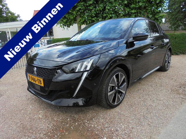 Peugeot e-208 EV GT 350 50 kWh **21.000 org.km.**PANORAMA DAK**STOELVERWARMING**