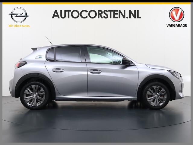 Peugeot e-208 EV 5Drs Allure Pack 50kWh SOH 90% 360°Camera Stoelverwarming 3D-Navi Ecc Pdc Apple Carplay Android Auto Keyless Cruise Control Regen-Lichtsensor Privacy Glas Lmv Led Lane Assist Isofix DAB Bluetooth