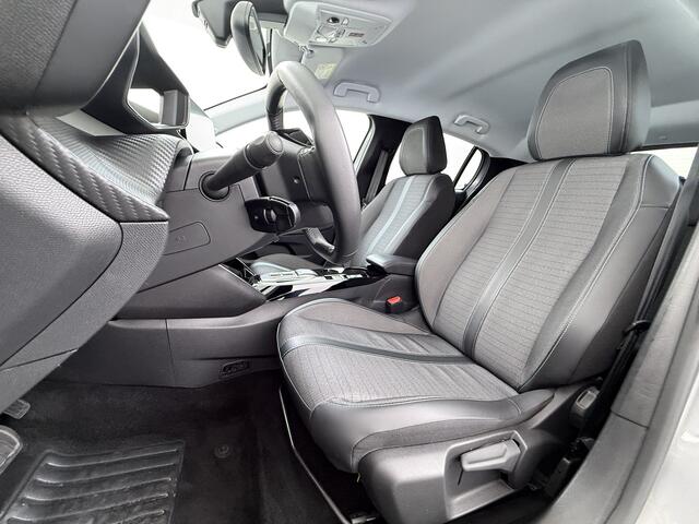 Peugeot e-208 EV 5Drs Allure Pack 50kWh SOH 90% 360°Camera Stoelverwarming 3D-Navi Ecc Pdc Apple Carplay Android Auto Keyless Cruise Control Regen-Lichtsensor Privacy Glas Lmv Led Lane Assist Isofix DAB Bluetooth
