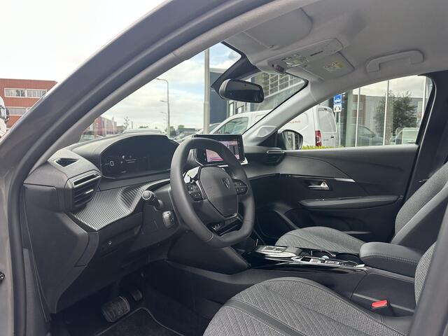 Peugeot e-208 EV Allure 51 kWh l Pack Vision l Lage kilometerstand
