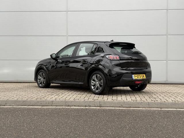 Peugeot e-208 EV Active Pack 50 kWh | Stoelverwarming | Navigatie | Parkeerhulp | Apple Carplay/Android Auto