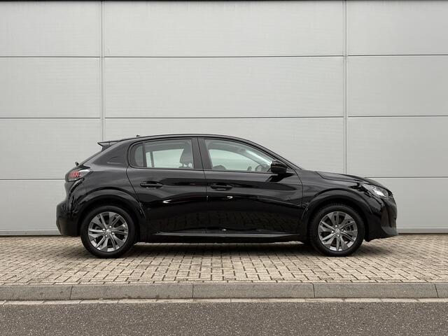 Peugeot e-208 EV Active Pack 50 kWh | Stoelverwarming | Navigatie | Parkeerhulp | Apple Carplay/Android Auto