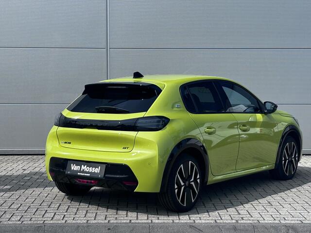 Peugeot e-208 EV GT 51 kWh | Alcantara bekleding | Adaptieve Cruise Control | 360 Camera | navigatie | warmtepomp | Apple Carplay/Android Auto | Elektrisch verstelbare stoelen/ Massage functie | stoelverwarming | ACTIE VOORRAAD MODEL
