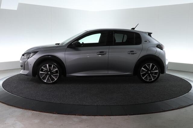 Peugeot e-208 EV GT 350 50 kWh | PANO-DAK | CARPLAY | CAMERA |