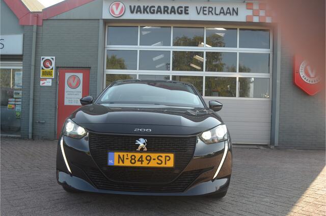 Peugeot e-208 EV Allure 50 kWh .12 mnd. garantie.